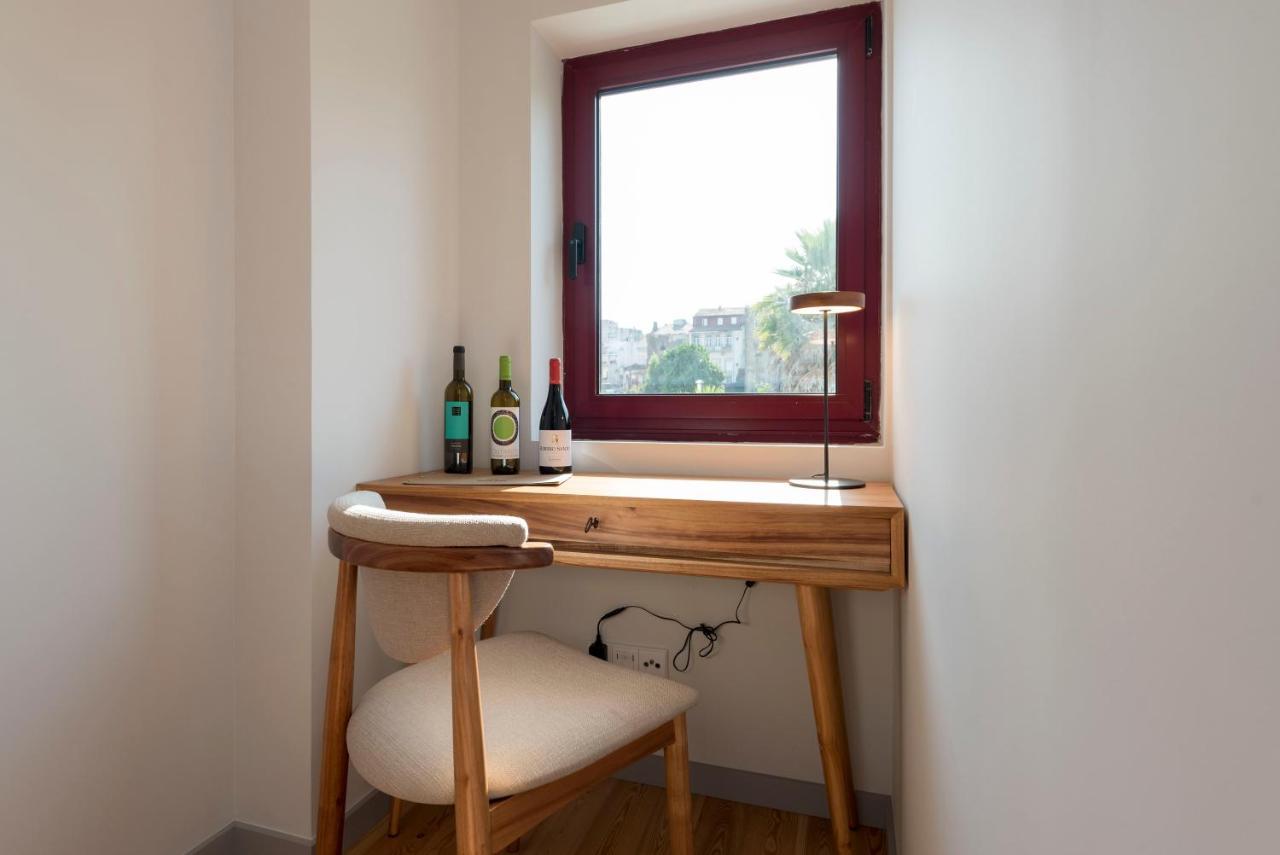 Tripas-Coracao, Almada Charming City Center Porto Luaran gambar