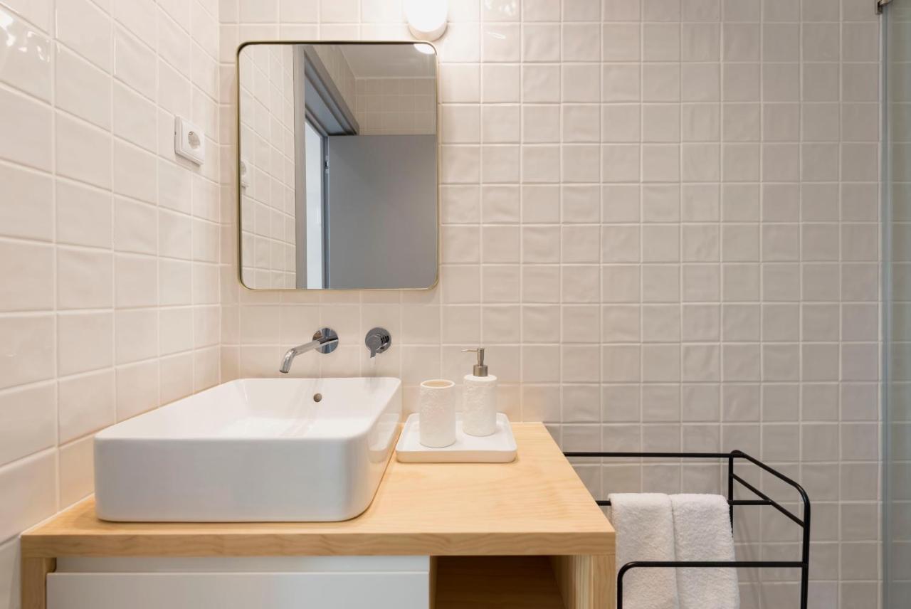 Tripas-Coracao, Almada Charming City Center Porto Luaran gambar